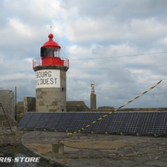 Installation solaire pour vidéo surveillance et télécom au phare de l'Ouest à Cherbourg