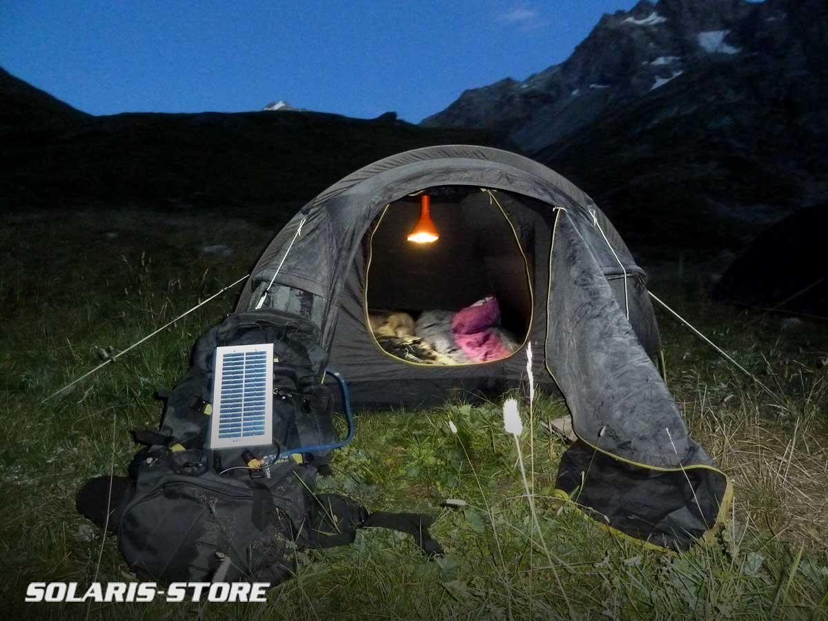 Lampe solaire pour éclairage tente et camping